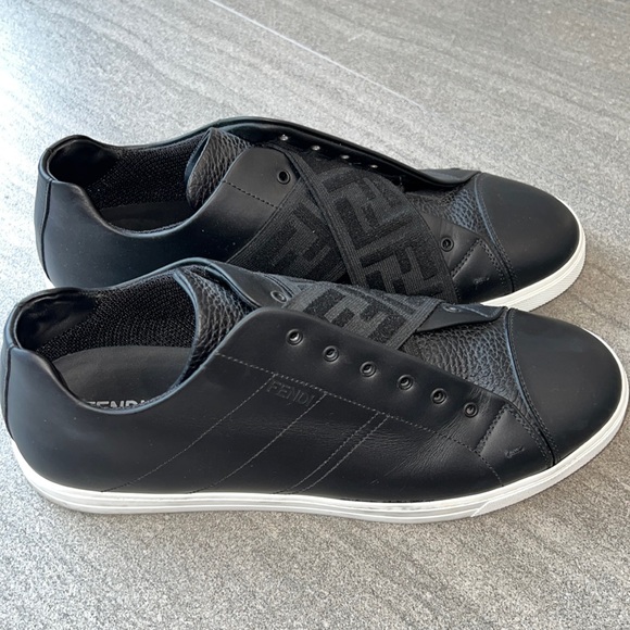 FENDI men sneakers